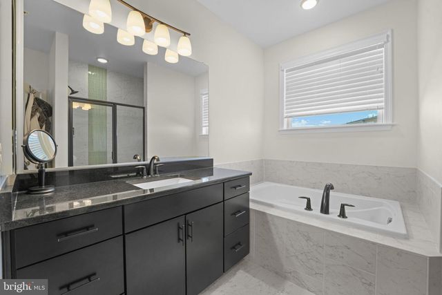 24664 CABLE MILL TER, Aldie, VA 20105