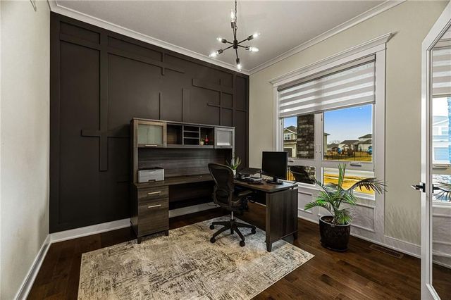 9310 Carbondale Street, Lenexa, KS 66227