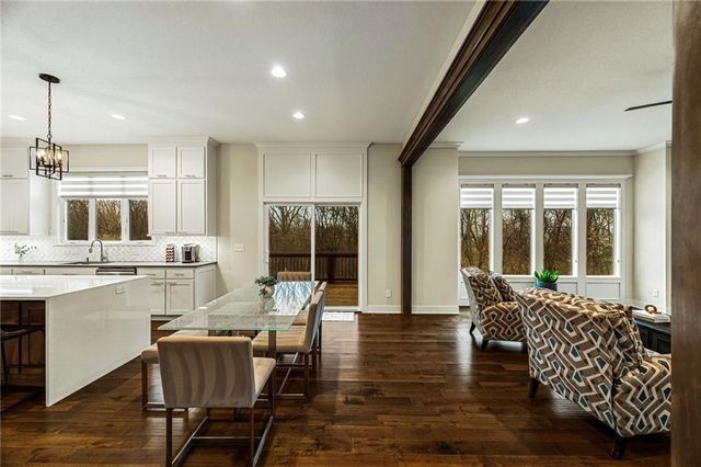 9310 Carbondale Street, Lenexa, KS 66227