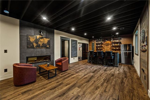 9310 Carbondale Street, Lenexa, KS 66227