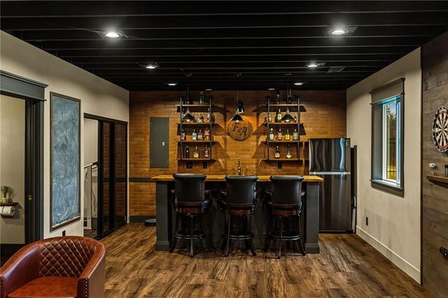 9310 Carbondale Street, Lenexa, KS 66227