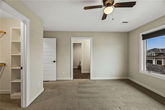 9310 Carbondale Street, Lenexa, KS 66227