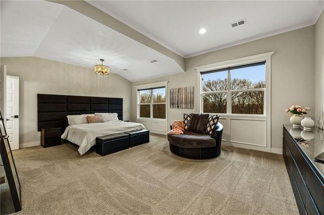 9310 Carbondale Street, Lenexa, KS 66227