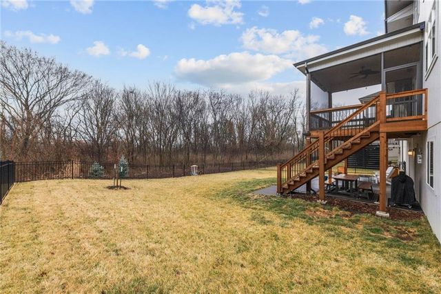 9310 Carbondale Street, Lenexa, KS 66227