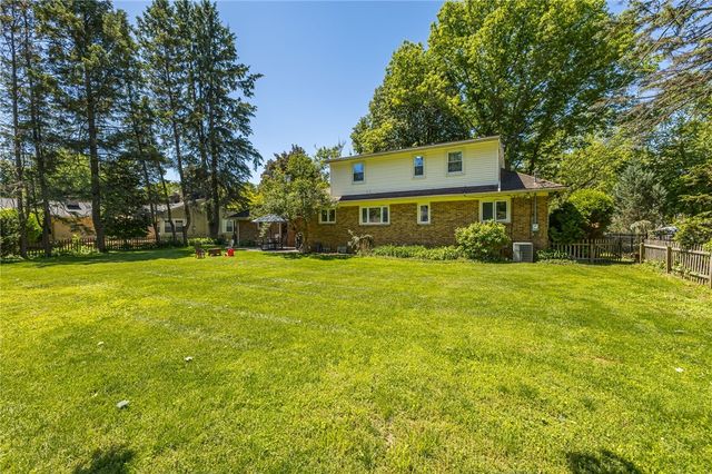 180 Overbrook Road, Pittsford, NY 14618