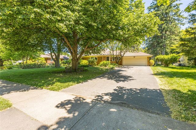 180 Overbrook Road, Pittsford, NY 14618