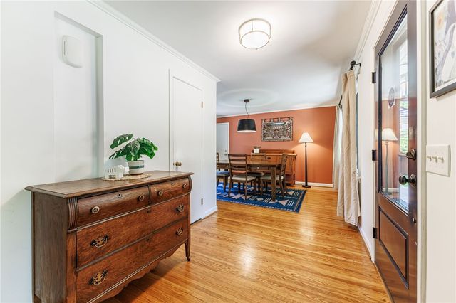 180 Overbrook Road, Pittsford, NY 14618