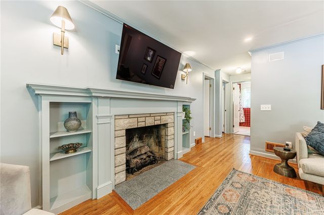 180 Overbrook Road, Pittsford, NY 14618