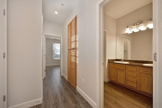 6103 Rockport Ln, Citrus Heights, CA 95621