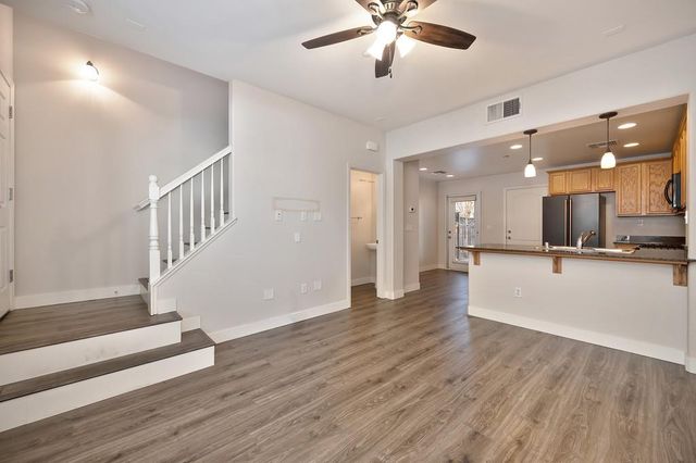 6103 Rockport Ln, Citrus Heights, CA 95621