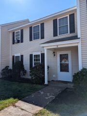 18 Cattail Circle, New Ipswich, NH 03071