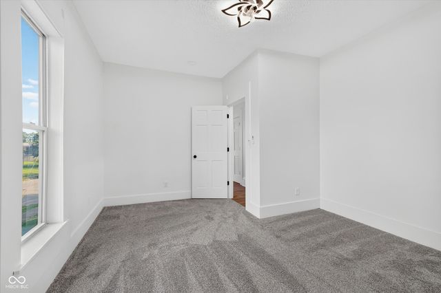222 Douglas Street, Greenfield, IN 46140