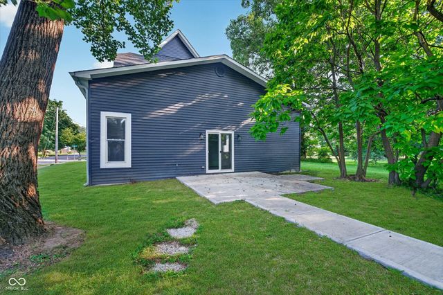 222 Douglas Street, Greenfield, IN 46140