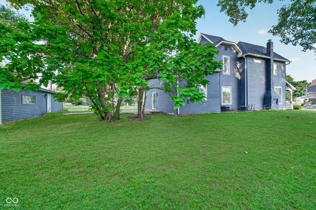 222 Douglas Street, Greenfield, IN 46140