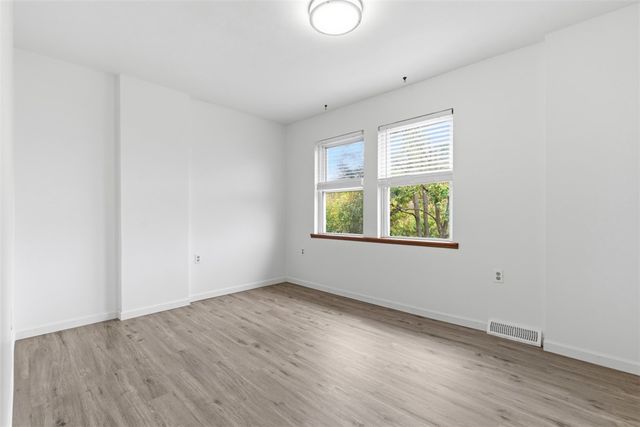 790 Highland Avenue, Carnegie, PA 15106