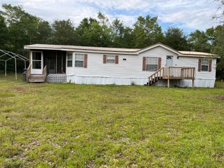 467 Juniper Lake Drive, Defuniak Springs, FL 32433