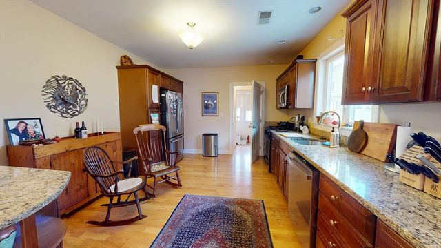 27 Melrose St 2, Arlington, MA 02474