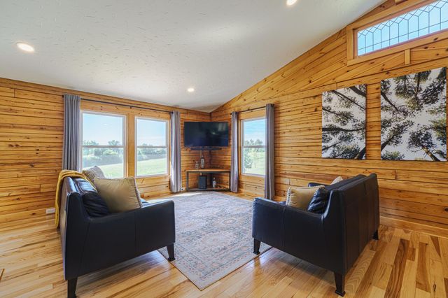 24754 Newport Avenue, Prior Lake, MN 55372