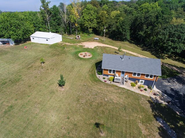 24754 Newport Avenue, Prior Lake, MN 55372