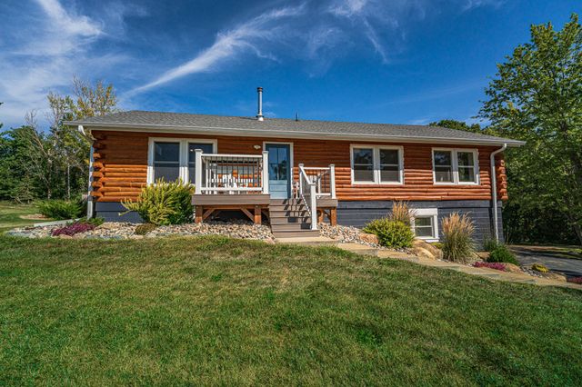24754 Newport Avenue, Prior Lake, MN 55372