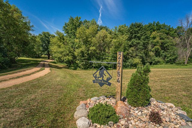 24754 Newport Avenue, Prior Lake, MN 55372