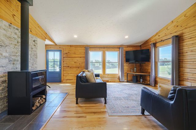 24754 Newport Avenue, Prior Lake, MN 55372