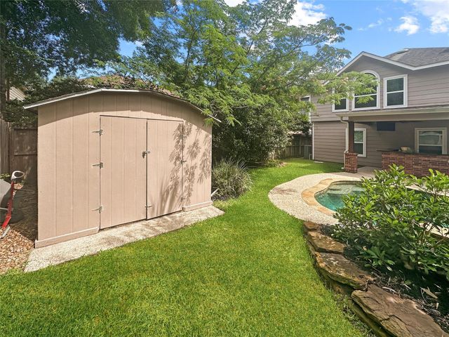 1927 Enchanted Park Drive, Spring, TX 77386