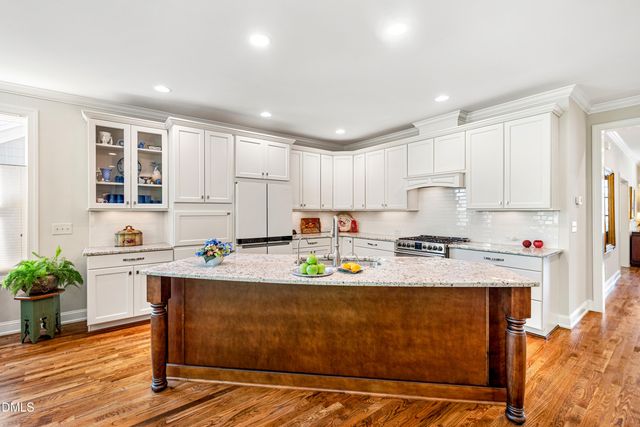 132 Old Piedmont Circle, Chapel Hill, NC 27516