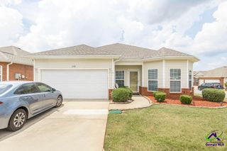 378 Spyglass Hill Drive, Perry, GA 31069