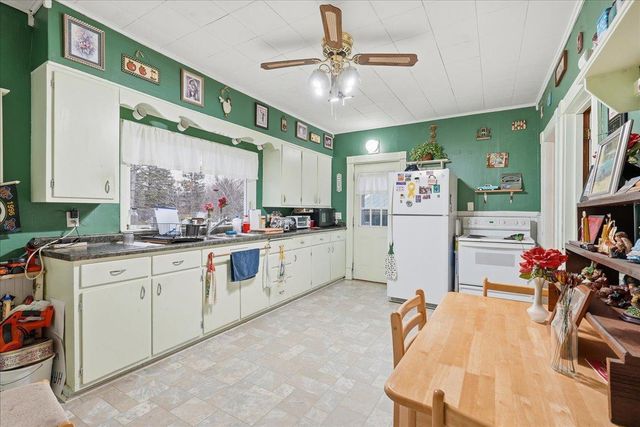 641 W Main Street W, Ellsworth, WI 54011