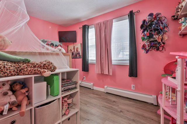 668 West Hollis Street, Nashua, NH 03062