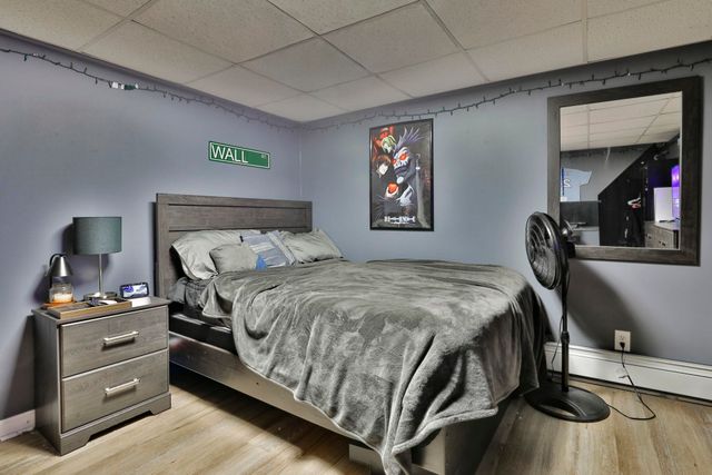 668 West Hollis Street, Nashua, NH 03062