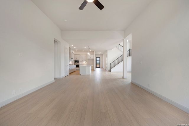 10027 Grandview Rd, Boerne, TX 78006