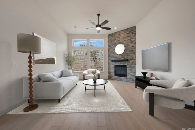 10027 Grandview Rd, Boerne, TX 78006