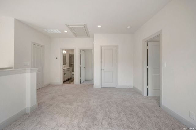 10027 Grandview Rd, Boerne, TX 78006