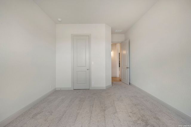 10027 Grandview Rd, Boerne, TX 78006