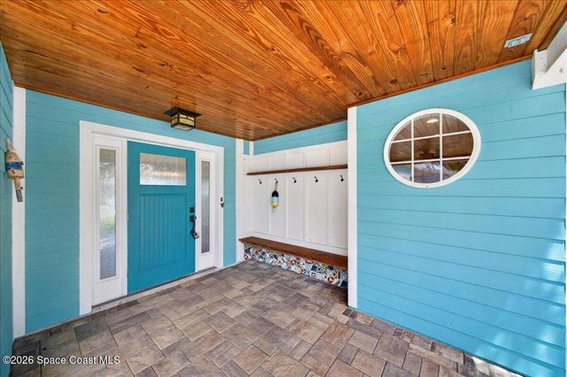 433 Blakey Boulevard, Cocoa Beach, FL 32931