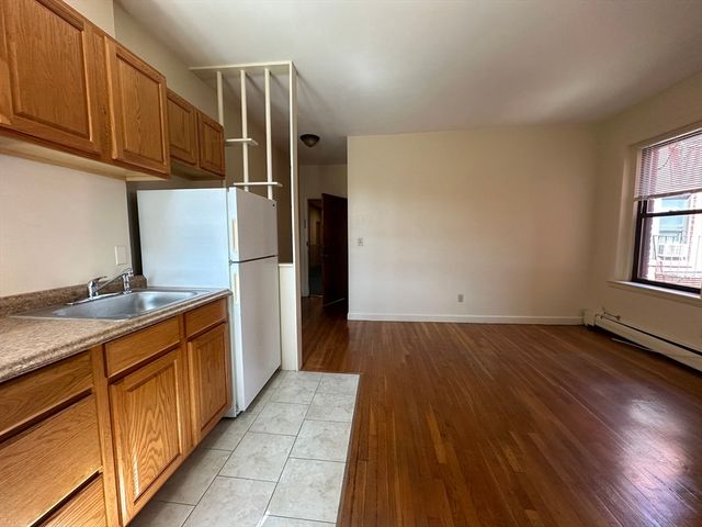 1242 Commonwealth Ave 53, Boston, MA 02134