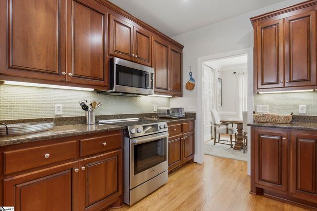 194 Yacht Drive, Laurens, SC 29360