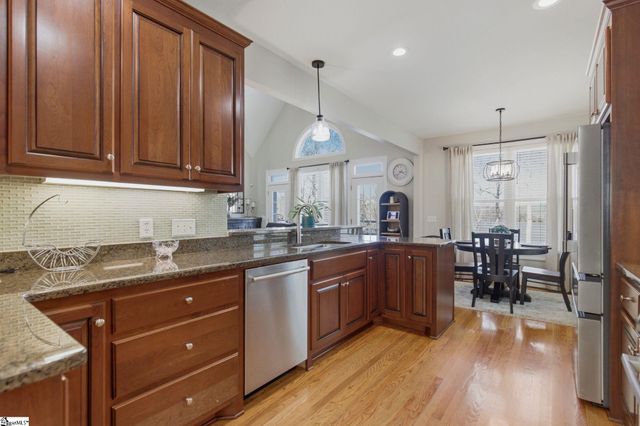 194 Yacht Drive, Laurens, SC 29360