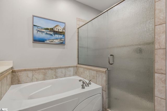 194 Yacht Drive, Laurens, SC 29360