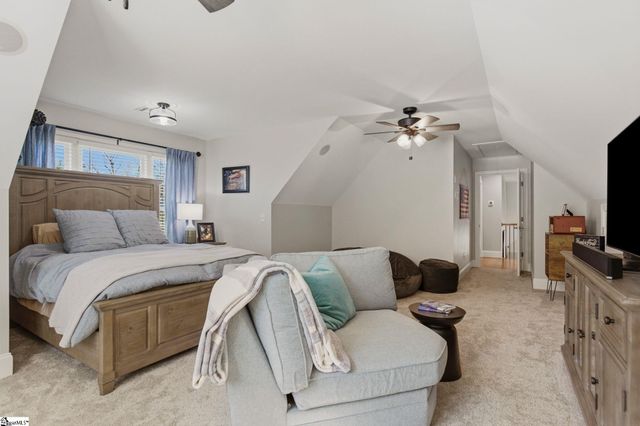 194 Yacht Drive, Laurens, SC 29360