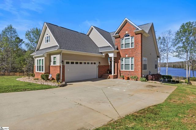 194 Yacht Drive, Laurens, SC 29360