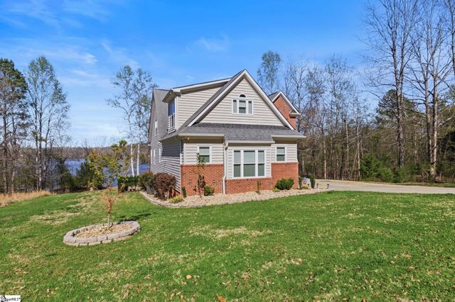 194 Yacht Drive, Laurens, SC 29360