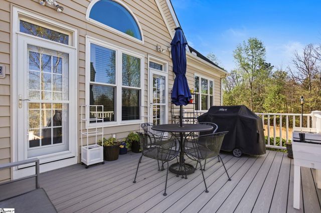 194 Yacht Drive, Laurens, SC 29360