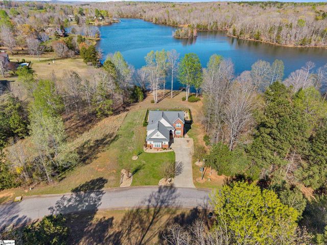 194 Yacht Drive, Laurens, SC 29360