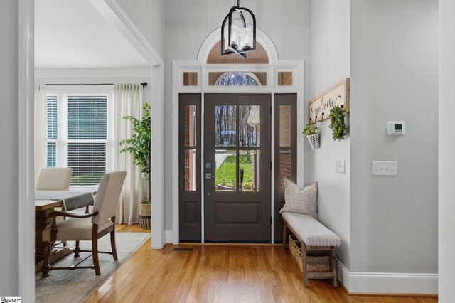 194 Yacht Drive, Laurens, SC 29360