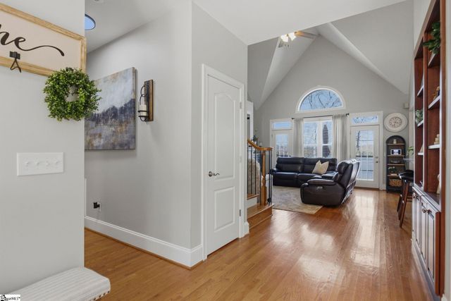 194 Yacht Drive, Laurens, SC 29360