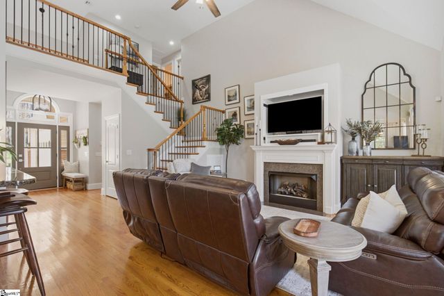 194 Yacht Drive, Laurens, SC 29360