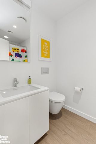 35 W 71st St Fl 1, New York City, NY 10023